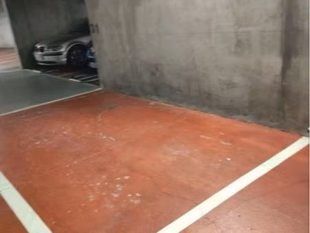 parking pour scooters à 5 min du stade de france