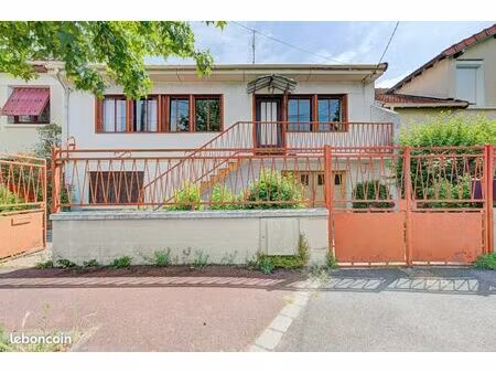 maison 4 pièces 81 m²