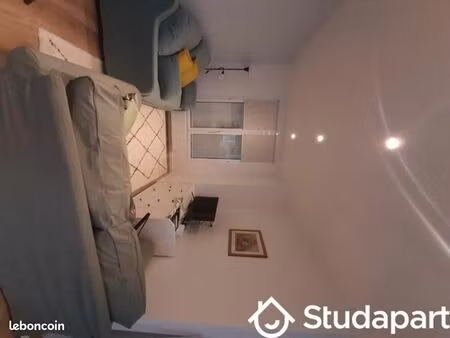 chambre 1 pièce 11 m²