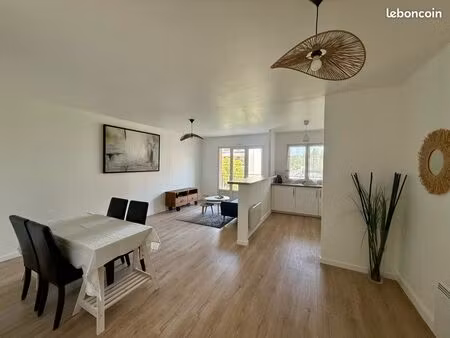 appartement f2 avec balcon et box