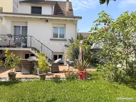 maison 3 pièces 127 m²