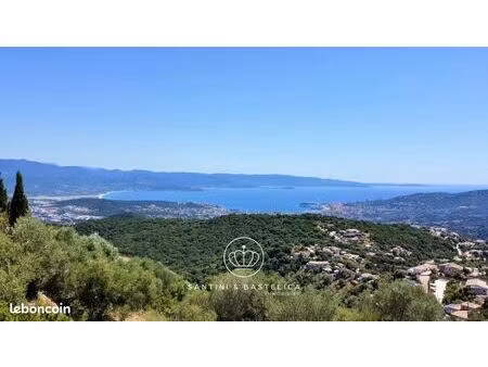 terrain 1975 m² alata