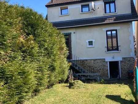 maison 5 pièces 180m2 de surfaces utiles