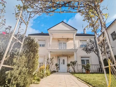 maison à gournay sur marne  7 pièces  4 chambres sur 450m² de terrain