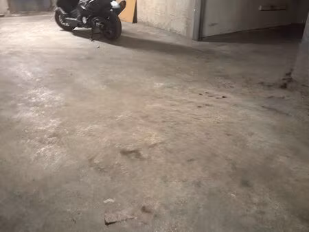 boxe parking souterrain