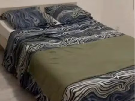 chambre meublée avec placard cuisine équipée