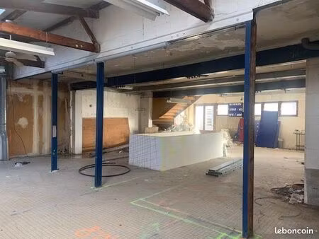 local industriel 265 m²