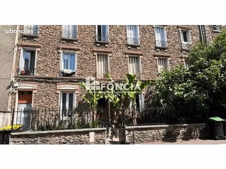appartement 2 pièces de caractère