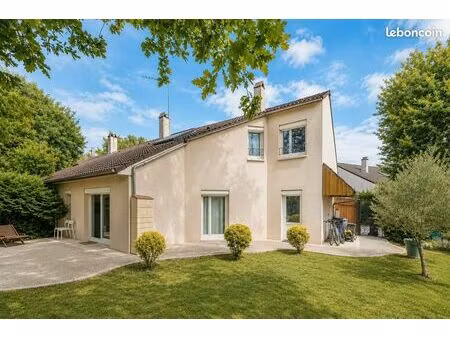 maison 5 pièces 98 m²