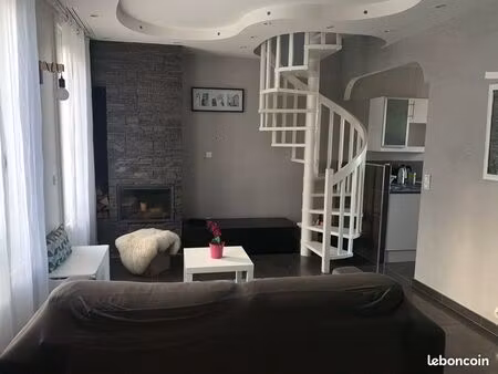 2/3 pièces duplex rue cheret à créteil
