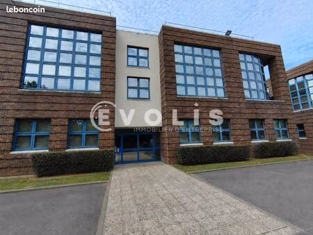 local d'activité 805 m²