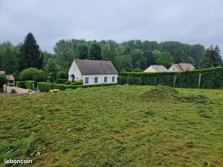 terrain constructible 1273m viabilisé dans le vexin