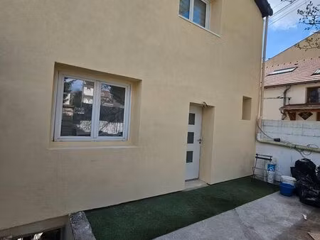 maison sur les coteaux