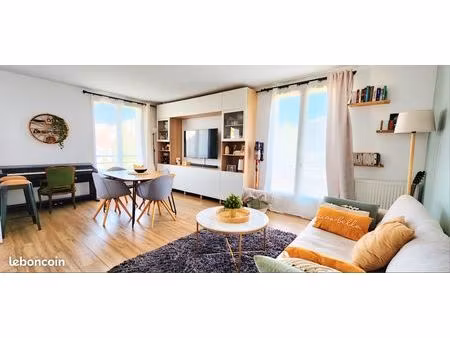 duplex 82 m² esprit maison - 3 chambres - 2 balcons - box - dernier étage - petite copropr