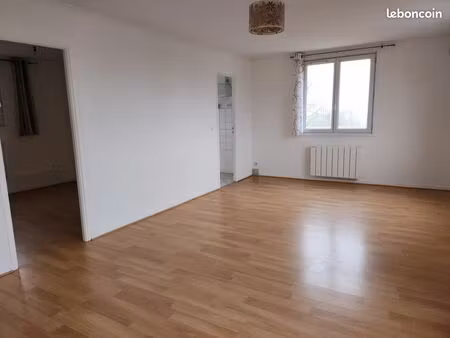 3 pièces 55 m² · méry-sur-oise 95540 900 charges comprises