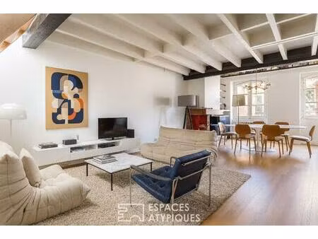 duplex en dernier étage avec terrasse aux carmes