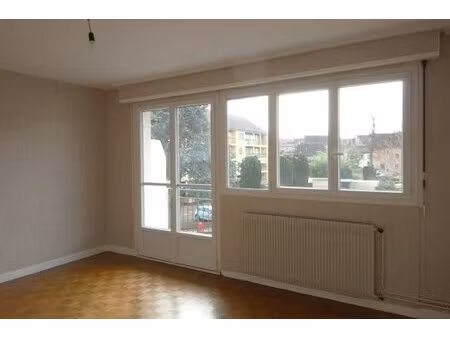 appartement t3 au centre de louhans