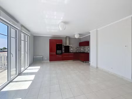 appartement lucon 3 pièce(s) 64.16 m2