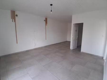 location appartement 3 pièces  67.79m²  saint