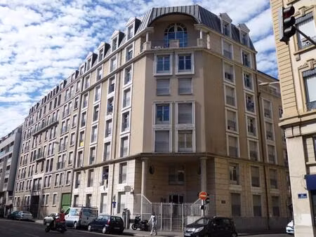 studio meublé 69007