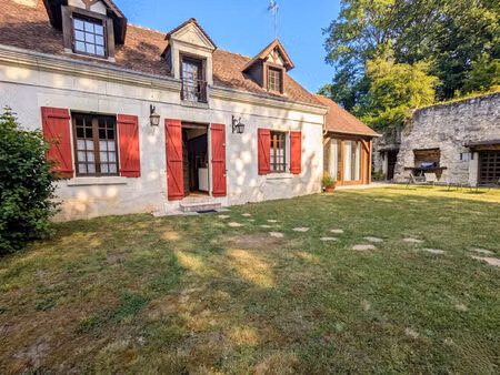 maison en pierre de 1948 -95 m² habitables -3 chambres -terrain de 984 m²