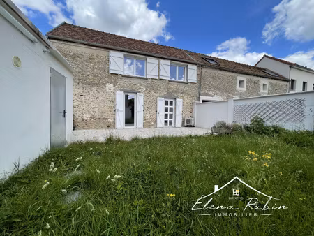 charmante maison de village p3 à vieille eglise en yvelines 