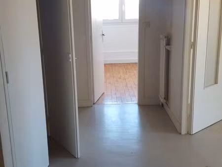 location appartement t4