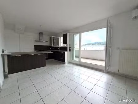 appartement 3 pièces 71 m²