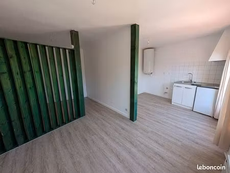studio 1 pièce 26 m²