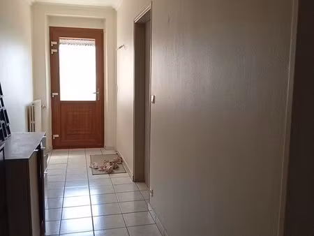 loue maison spacieuse