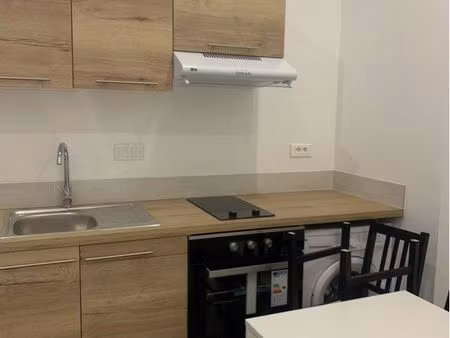 à louer beau t2 meublé