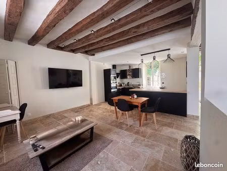 maison 134 m² avec cour  garage et 3 chambres – le blanc (ville haute)