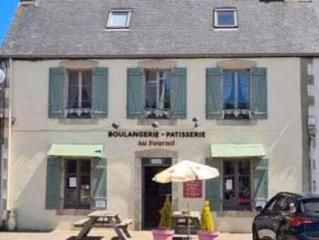 vente bureaux et commerces à plouégat-guérand (29620) : à vendre / 170m² plouégat-guérand
