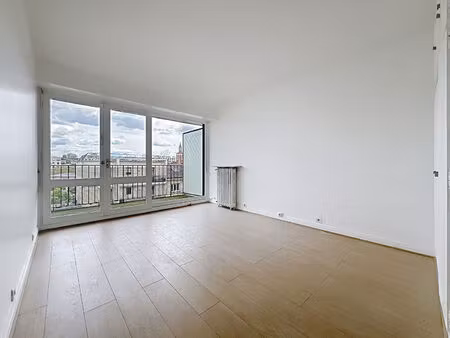 location appartement 1 pièce  29.72m²  boulogne