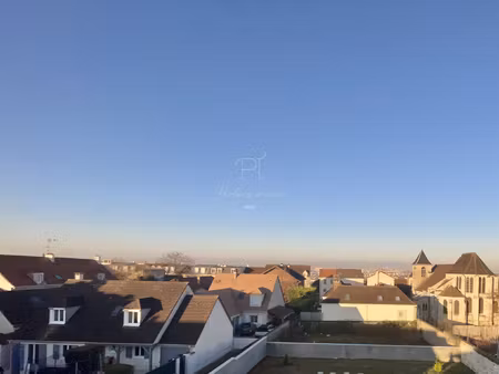 exclusivité - rare en centre-ville ! appartement 2 pièces ne