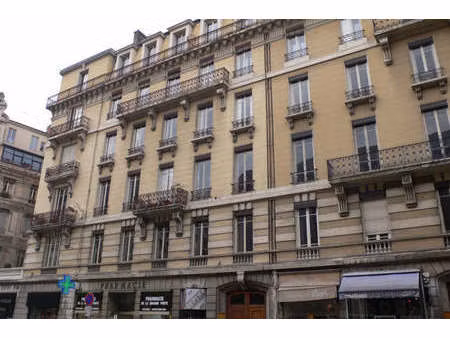 f3 - rue de la charite - lyon 02