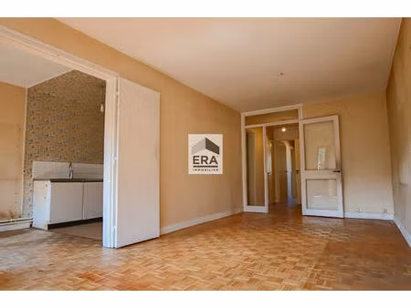 place d'italie - 4 pièces de 74m2 a renover !!!
