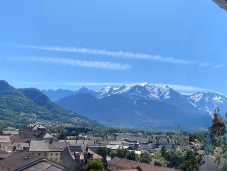 sallanches t4 plateau de 83 m2 315000eur