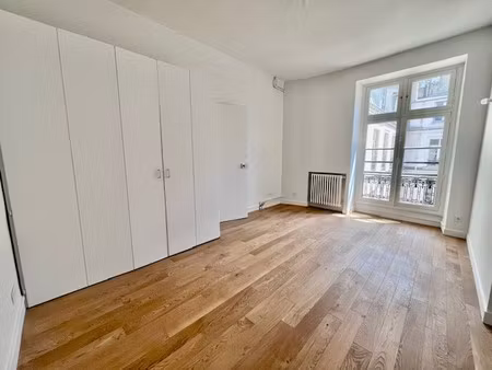 a louer studio 34.18m² paris viiième georges v . refait neuf