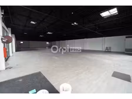 location commerce marsannay-la-côte 21160 633m²