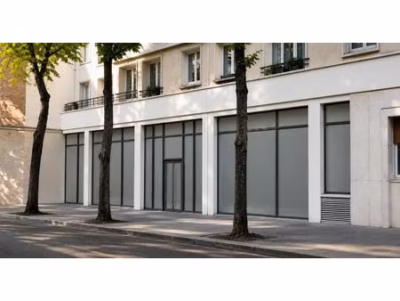 a louer  grand local au coeur du 15ème arrondissement