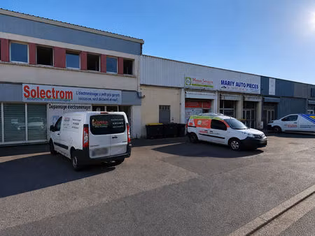local commercial / d'activité de 172 m² à marly