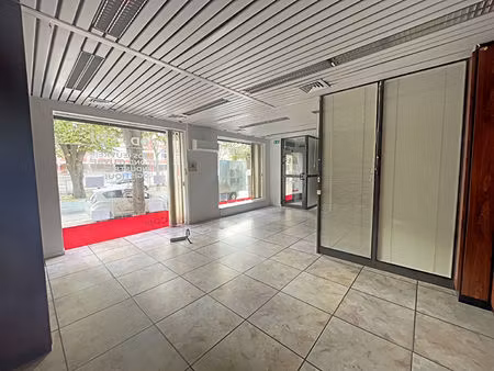 toulouse - avenue de muret - murs commerciaux de 97m² avec 6 mètres de linéaire commercial