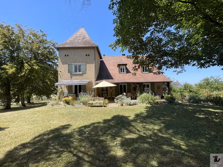 maison périgourdine avec piscine et vue sur les vignes - 230