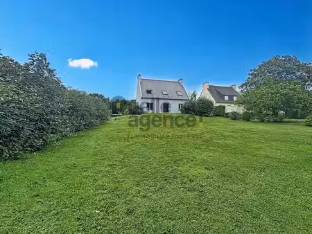 maison familiale de 125m² sur 1180 m² de jardin -entre bourg et plage