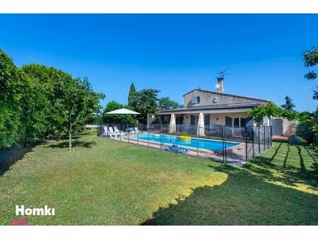 marignane – maison familiale authentique 8 pièces 200m2 avec piscine