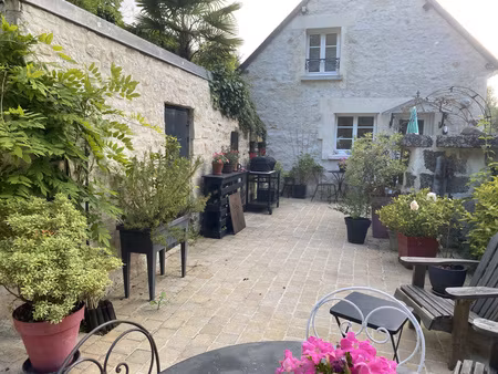 a pierrefonds maison en pierre rénovée