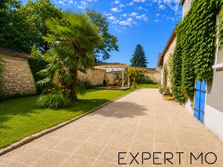 maison familiale de caractère 167 53 m2 emplacement exce