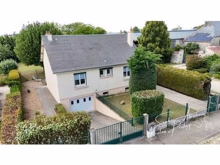maison 3 pièces avec sous-sol et grand jardin à toury