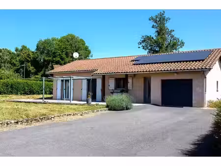 villa de plain-pied sur terrain plat